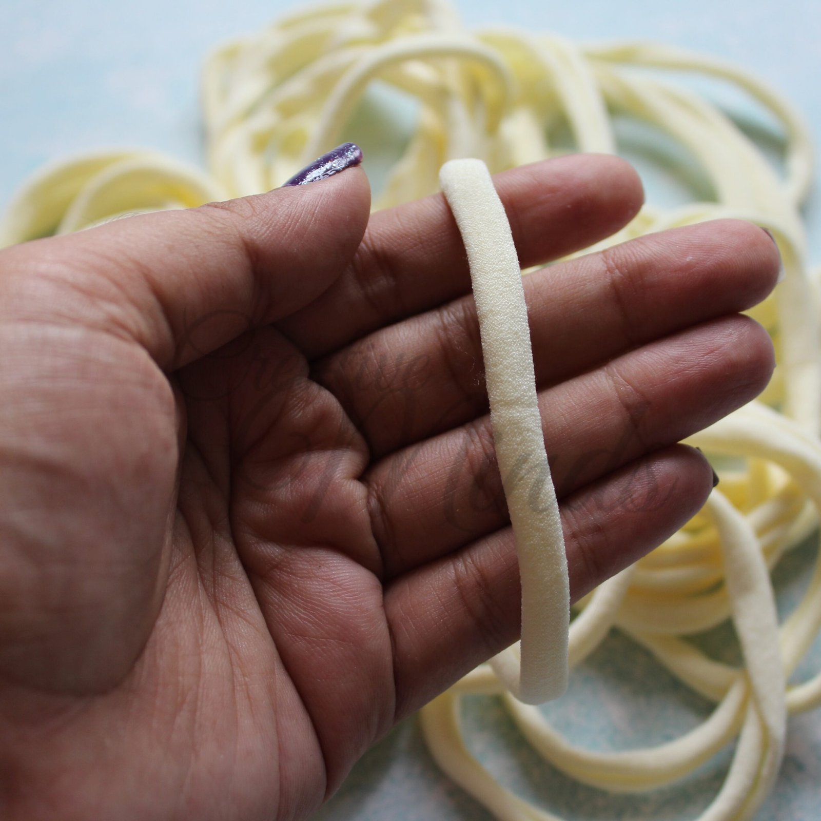 Nylon bands - Image 15